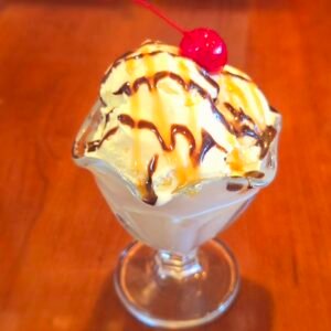 ice cream scoop desserts quinta carmina belvidere